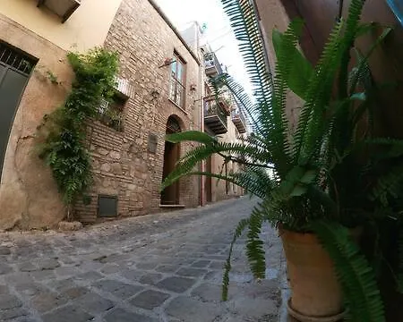 Relais - Galleria Gagliardo Гостевой дом Полицци-Дженероза